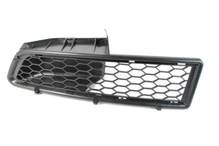Решетка переднего бампера RENAULT LOGAN Рено Логан 2004 левая (пр-во EuroEx Венгрия) ЕЕ 103258